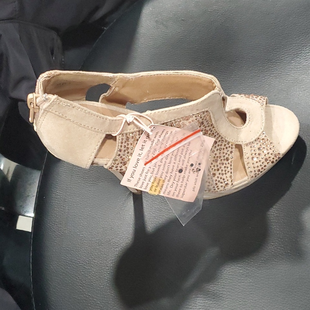 Zigi Soho Silvy Embellished Beige Open Toe Platform Pumps Size 5